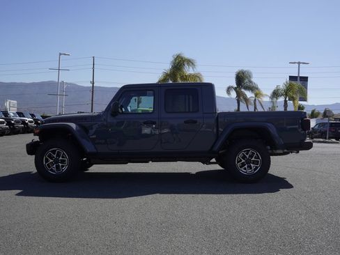 New 2026 Jeep Gladiator Rubicon AWD/4WD image 7
