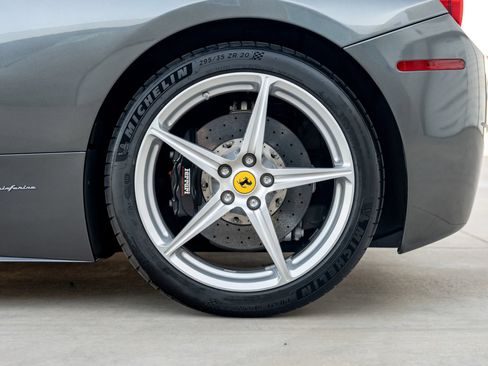 Used 2012 Ferrari 458 Italia Coupe RWD image 29
