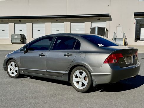 Used 2006 Honda Civic EX image 9