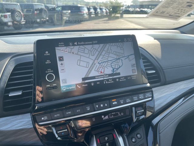 Certified 2025 Honda Odyssey Elite image 24