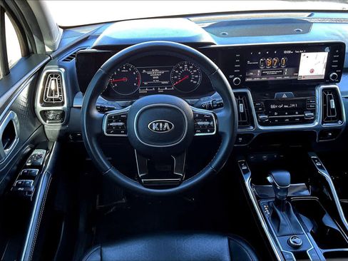 Used 2021 Kia Sorento SX image 6