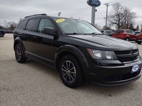 Used 2018 Dodge Journey SE w/ Blacktop Package image 7