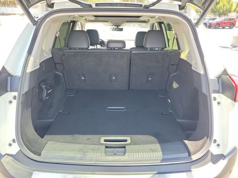Used 2023 Nissan Rogue SL w/ SL Premium Package FWD image 28
