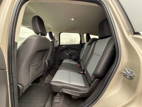 Used 2018 Ford Escape SE w/ Ford Safe & Smart Package image 19