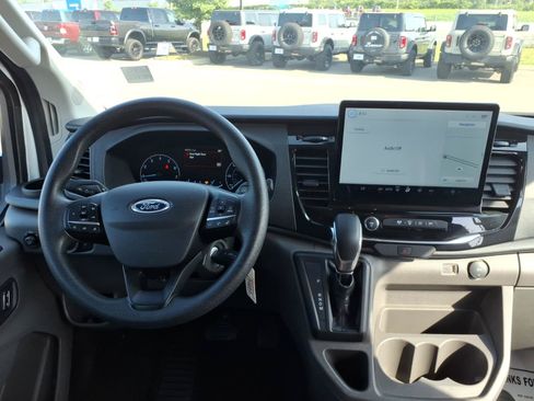 Used 2024 Ford Transit 350 XLT RWD image 12
