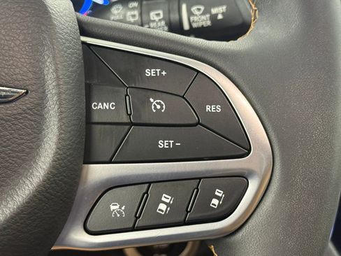 Used 2022 Chrysler Pacifica Pinnacle image 27