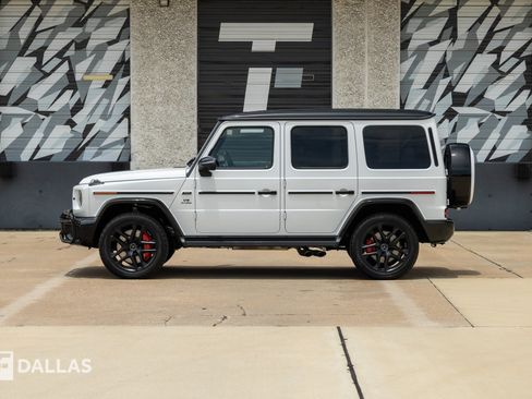 Used 2026 Mercedes-Benz G 63 AMG 4MATIC w/ AMG Performance Package image 7