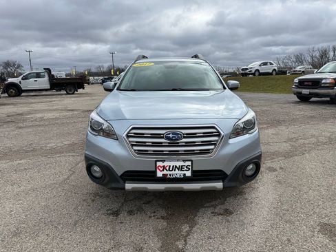 Used 2017 Subaru Outback 2.5i Limited image 9