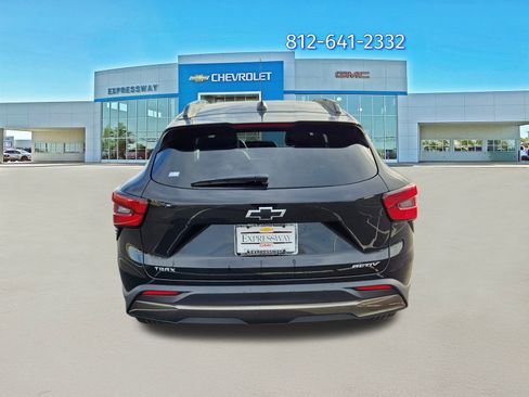 Used 2026 Chevrolet Trax ACTIV image 5