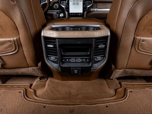 Used 2023 RAM 1500 Limited image 33