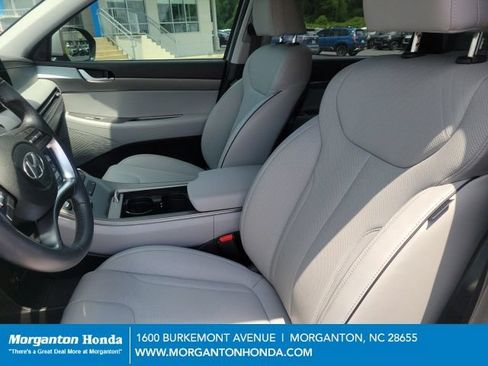 Used 2024 Hyundai Palisade SEL AWD/4WD image 13