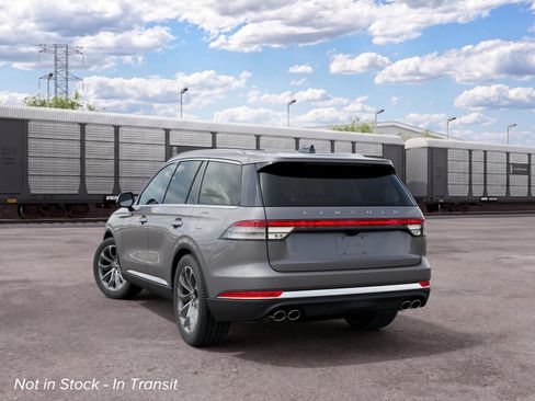 New 2027 Lincoln Aviator AWD image 8