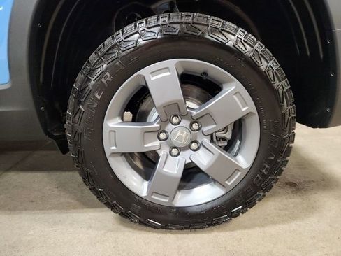 Used 2025 Honda Ridgeline TrailSport image 27