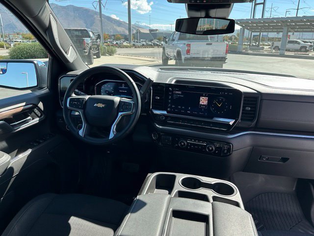 Certified 2024 Chevrolet Silverado 1500 LT AWD/4WD image 30