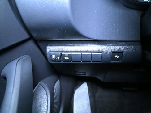 Used 2025 Toyota Corolla LE w/ LE Premium Package image 36