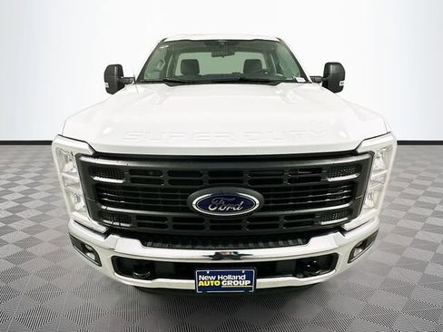 New 2026 Ford F250 XL w/ XL Chrome Package image 2