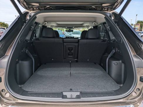 Used 2024 Mitsubishi Outlander SEL FWD image 13