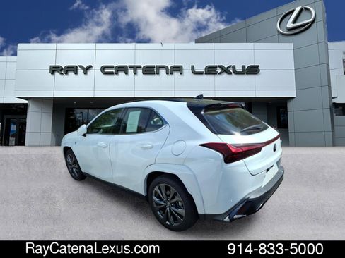 Used 2023 Lexus UX 250h F Sport AWD/4WD image 4