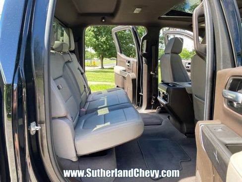 Used 2021 Chevrolet Silverado 1500 LTZ w/ LTZ Premium Package AWD/4WD image 48