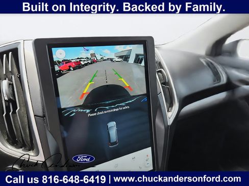 Used 2024 Ford Edge SEL AWD/4WD image 18