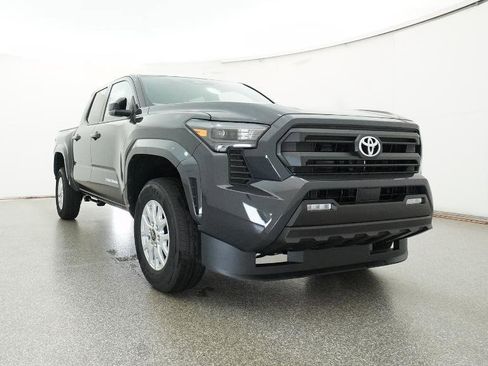 New 2025 Toyota Tacoma SR5 image 31