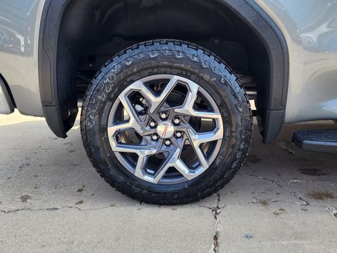 New 2026 GMC Sierra 1500 SLT w/ SLT Premium Plus Package image 51