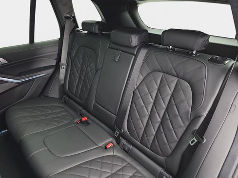 New 2026 BMW X5 xDrive50e w/ M Sport Package image 14
