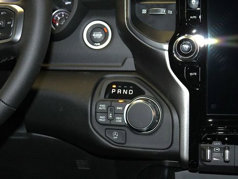 New 2026 RAM 1500 4x4 Crew Cab image 13