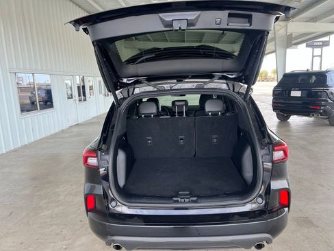 Used 2024 Ford Escape ST-Line image 19