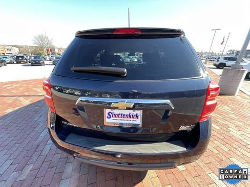 Used 2017 Chevrolet Equinox LT w/ Convenience Package image 31