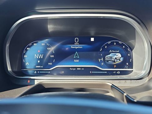 Used 2022 Chevrolet Tahoe LT w/ Luxury Package image 24