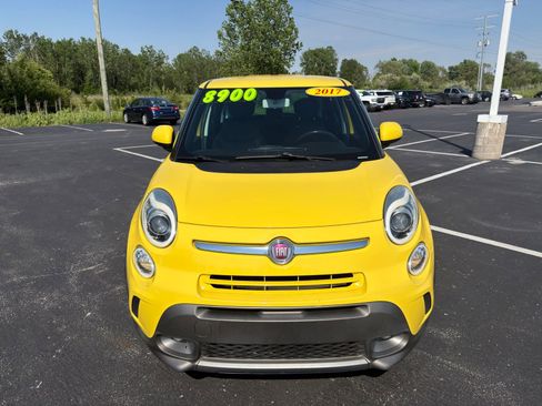 Used 2017 FIAT 500L Trekking FWD image 9
