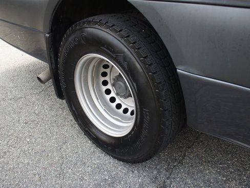 Used 2019 Mercedes-Benz Sprinter 4500 image 16