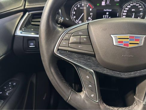 Used 2022 Cadillac XT5 Premium Luxury AWD/4WD image 19