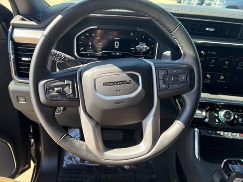 Used 2024 GMC Sierra 1500 Denali w/ Denali Reserve Package AWD/4WD image 23