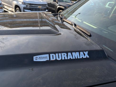 Used 2017 GMC Sierra 2500 Denali w/ Duramax Plus Package image 8