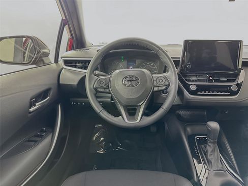 Certified 2023 Toyota Corolla SE image 29