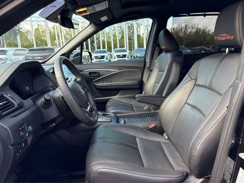 Used 2023 Honda Passport TrailSport image 9