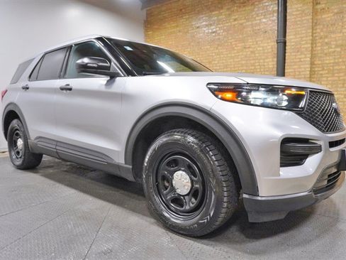 Used 2021 Ford Explorer 4WD Police Interceptor w/ Interior Upgrade Package image 6