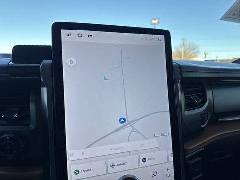 Used 2024 Ford Expedition Max Platinum image 3