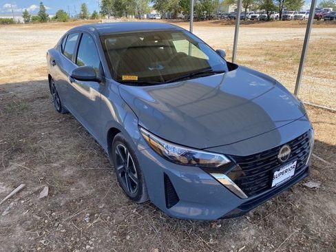 Used 2024 Nissan Sentra SV FWD image 7