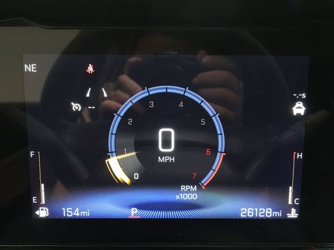 Certified 2025 Chevrolet Trax LT image 11