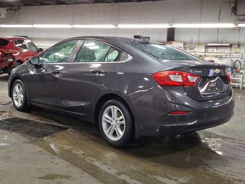 Used 2016 Chevrolet Cruze LT image 4