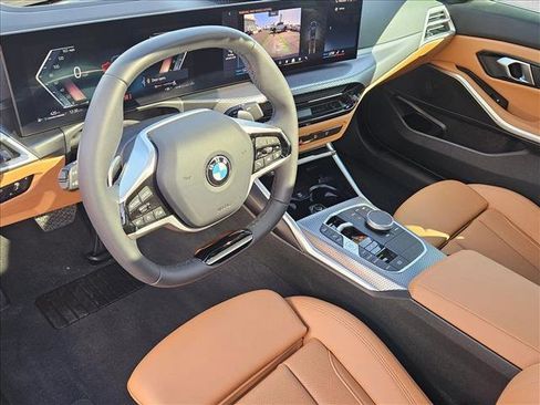 Used 2025 BMW 330i Sedan w/ Premium Package image 10
