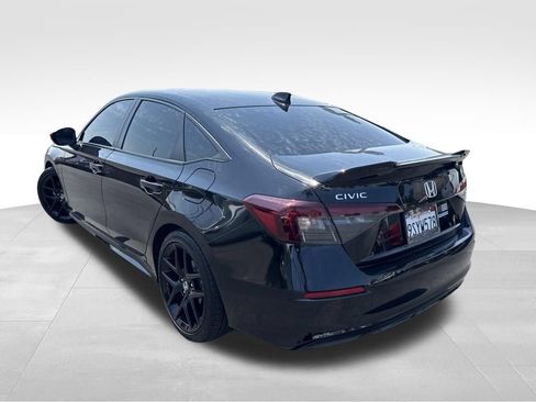 Used 2025 Honda Civic Sport image 4