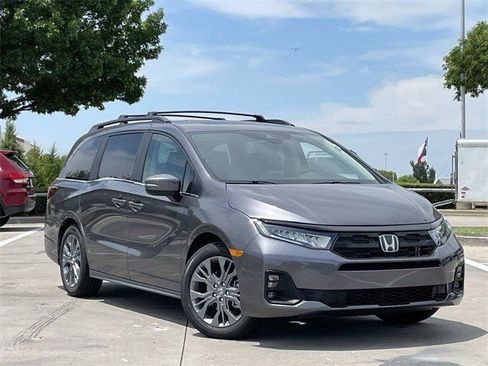 New 2026 Honda Odyssey Touring image 2