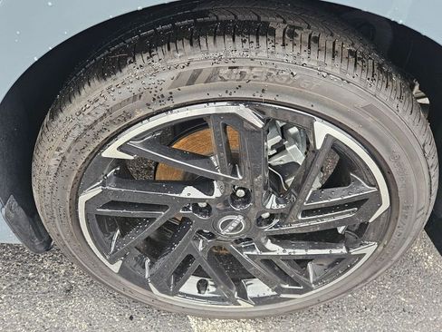 New 2026 Nissan Sentra SR w/ SR Premium Package FWD image 13