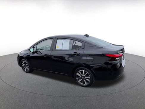 Used 2025 Nissan Versa SV FWD image 10