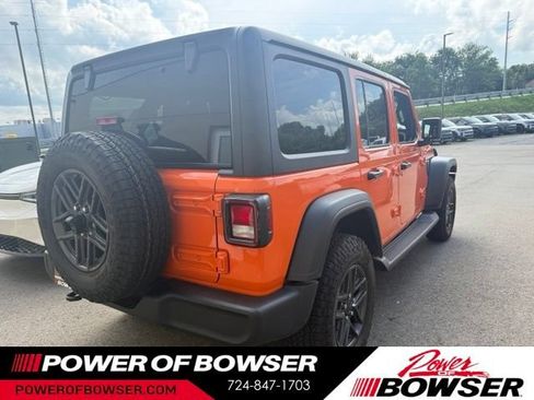 Used 2026 Jeep Wrangler Unlimited Sport AWD/4WD image 4