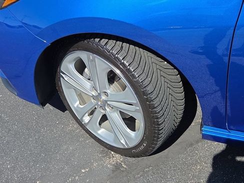 Used 2017 Chevrolet Cruze Premier w/ RS Package FWD image 31